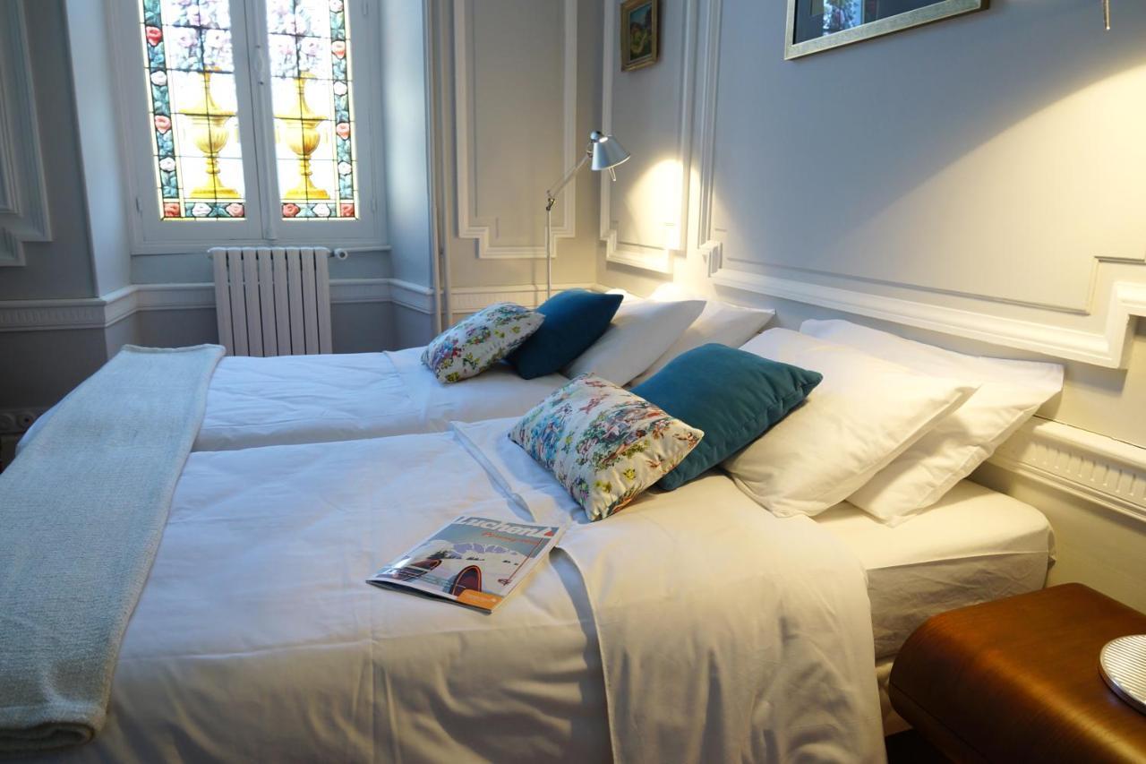 Maison Eugenie Bagneres-de-Luchon ภายนอก รูปภาพ